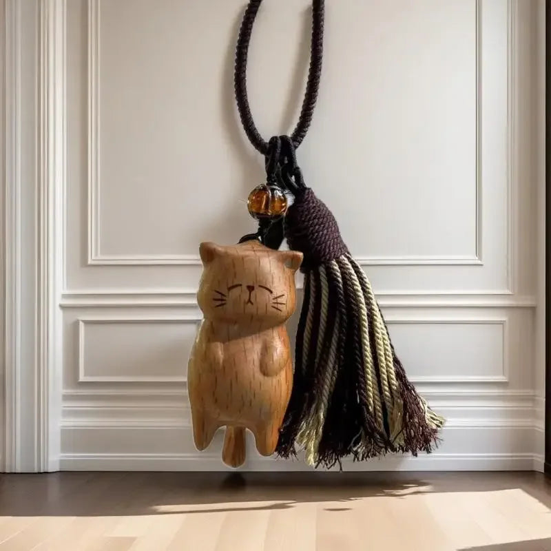Retro Wooden Cat Keychain Hand Carved Cute Kitty Bag Pendant Decor Car Keyring For Women Couple Fashion Jewelry Accessories Gift