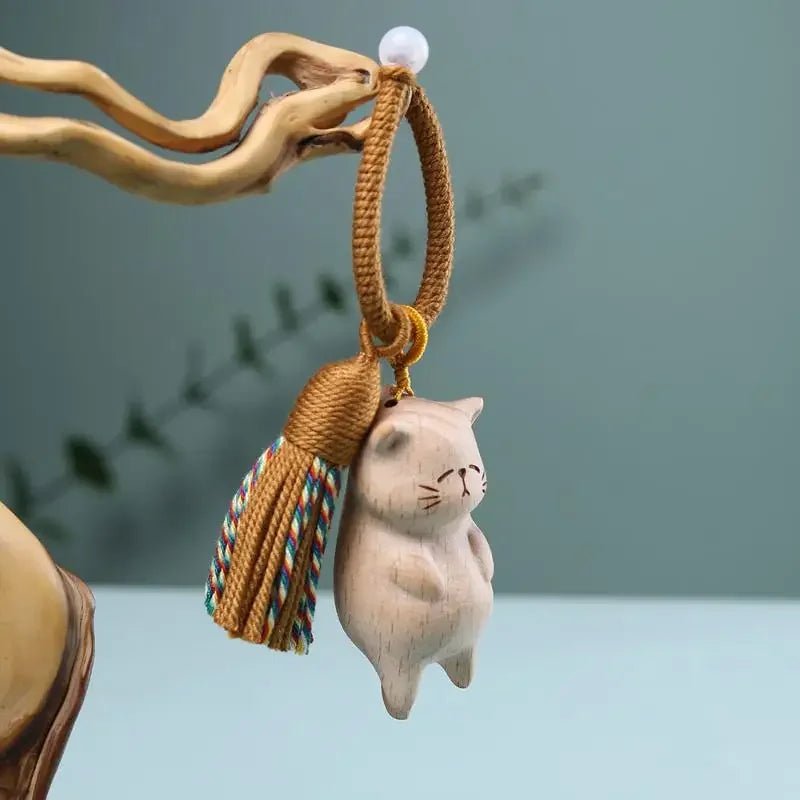 Retro Wooden Cat Keychain Hand Carved Cute Kitty Bag Pendant Decor Car Keyring For Women Couple Fashion Jewelry Accessories Gift